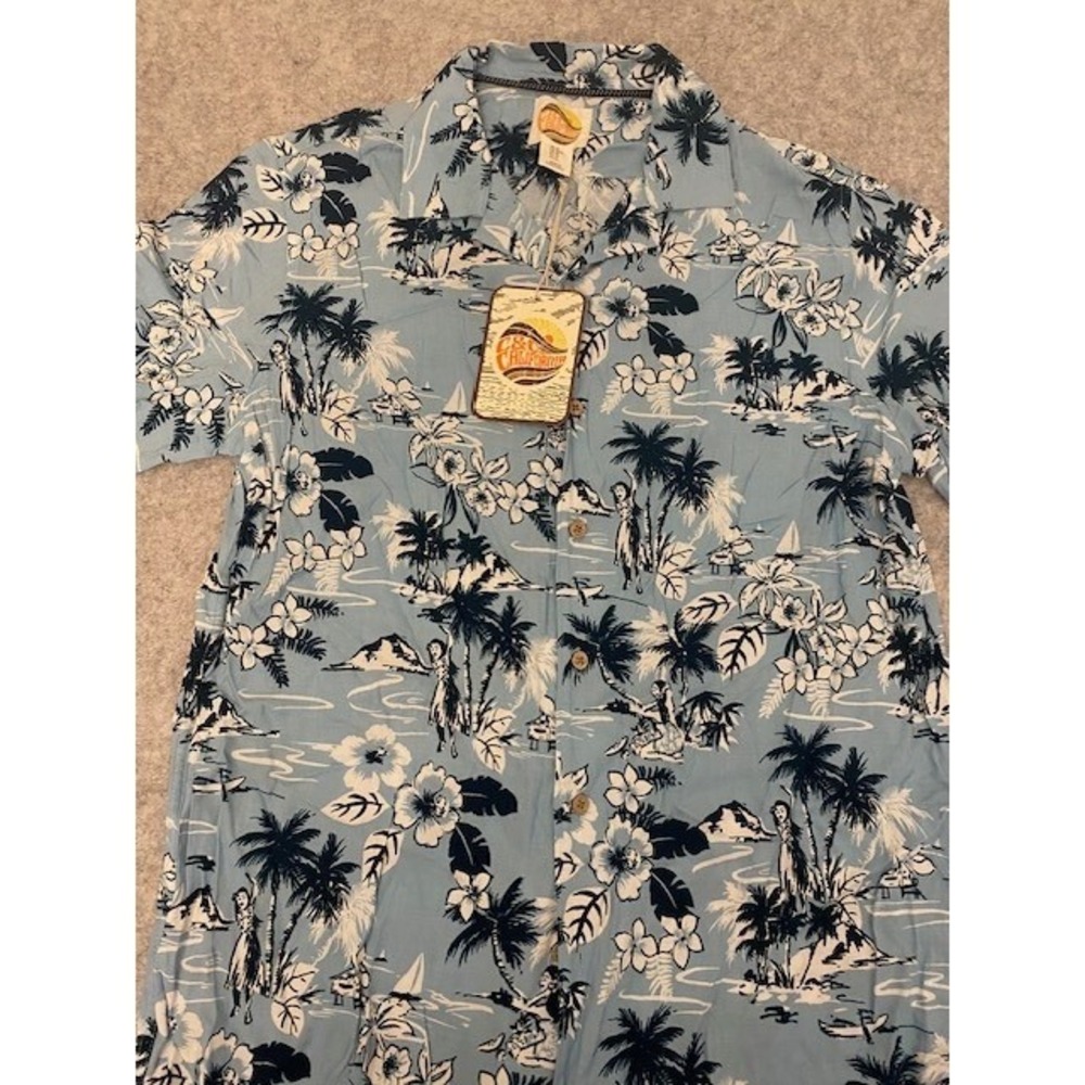 C&C California Mens Hawaiian Floral Blue Size Medium***NWT
